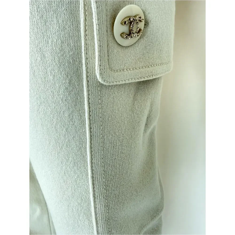 NEW!!! CHANEL cream cashmere 20B CARGO TRACK SWEAT Pants 38 FR or 6 US